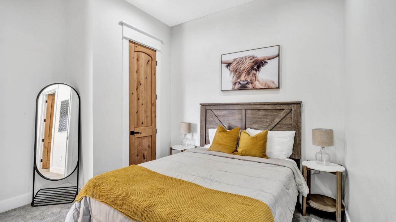 Luxury Gameroom/Basketball Hoop Arlington Ngoại thất bức ảnh