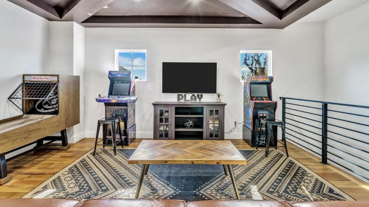 Luxury Gameroom/Basketball Hoop Arlington Ngoại thất bức ảnh