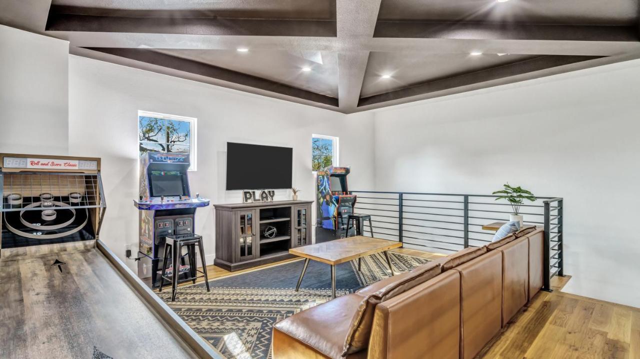 Luxury Gameroom/Basketball Hoop Arlington Ngoại thất bức ảnh
